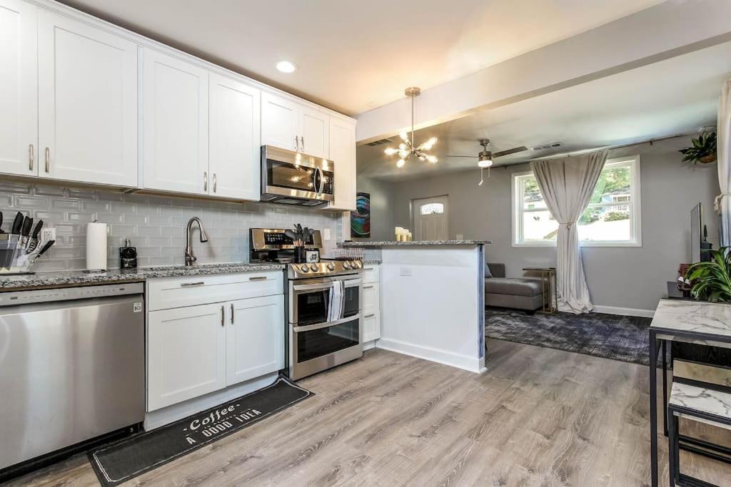 West End Bungalow Perfect To Work, Play, & Escape Atlanta Esterno foto