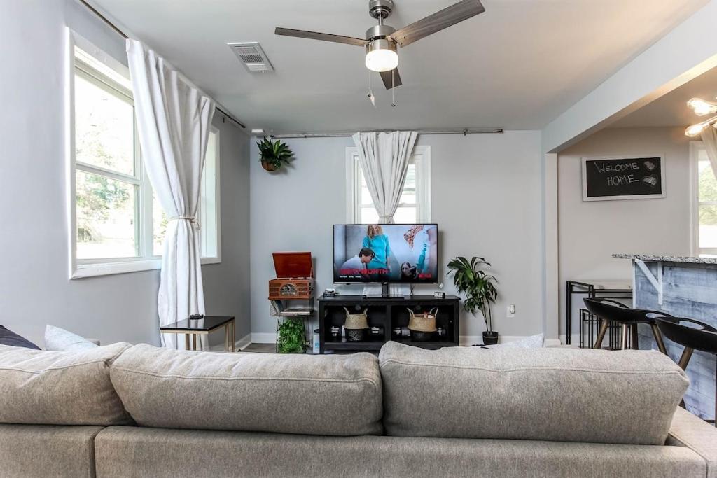 West End Bungalow Perfect To Work, Play, & Escape Atlanta Esterno foto