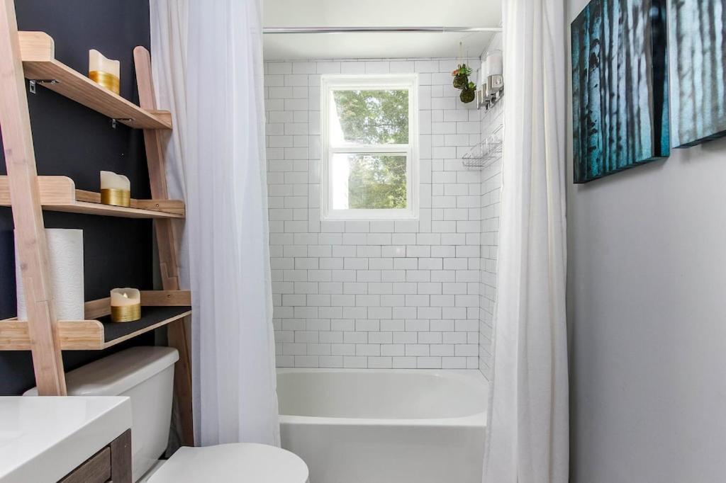 West End Bungalow Perfect To Work, Play, & Escape Atlanta Esterno foto